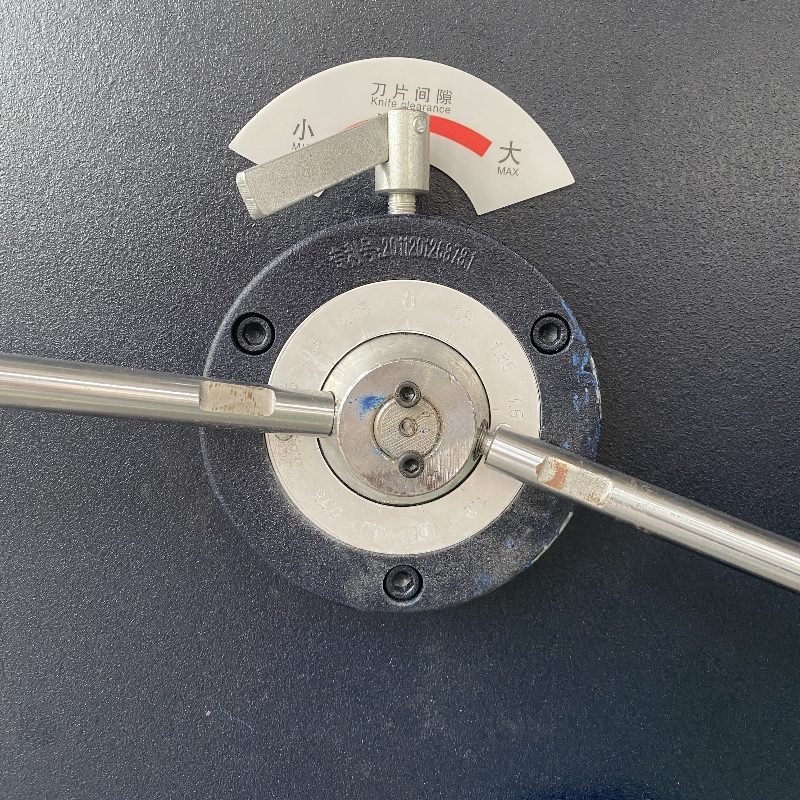 QC12Y 10 &times; 3200 Hydraulic Swing Beam Shearing Machine
